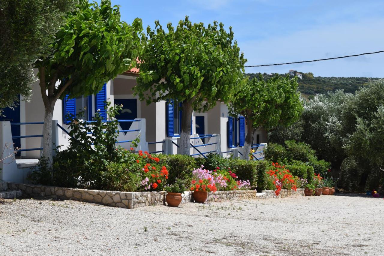 Panorama Apartments Methoni  Exterior photo