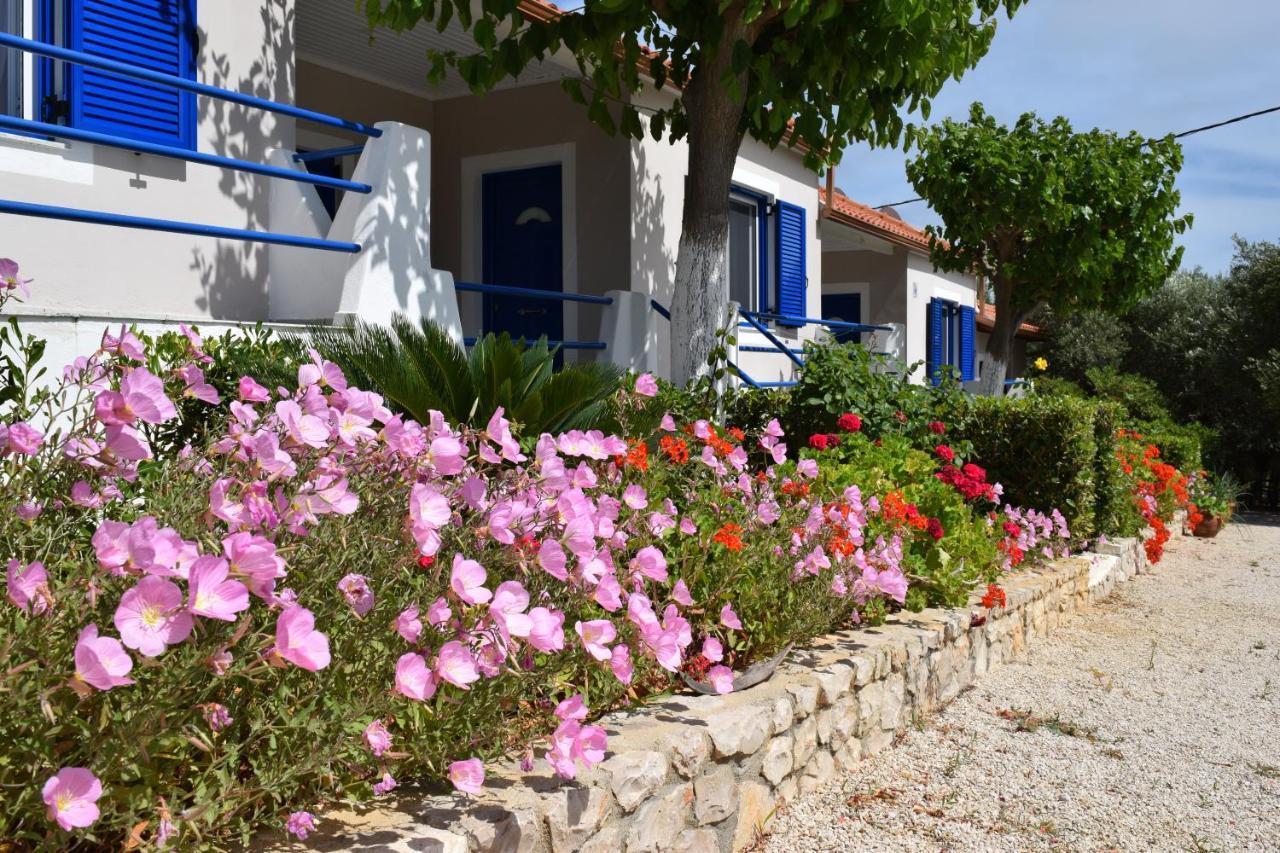 Panorama Apartments Methoni  Exterior photo